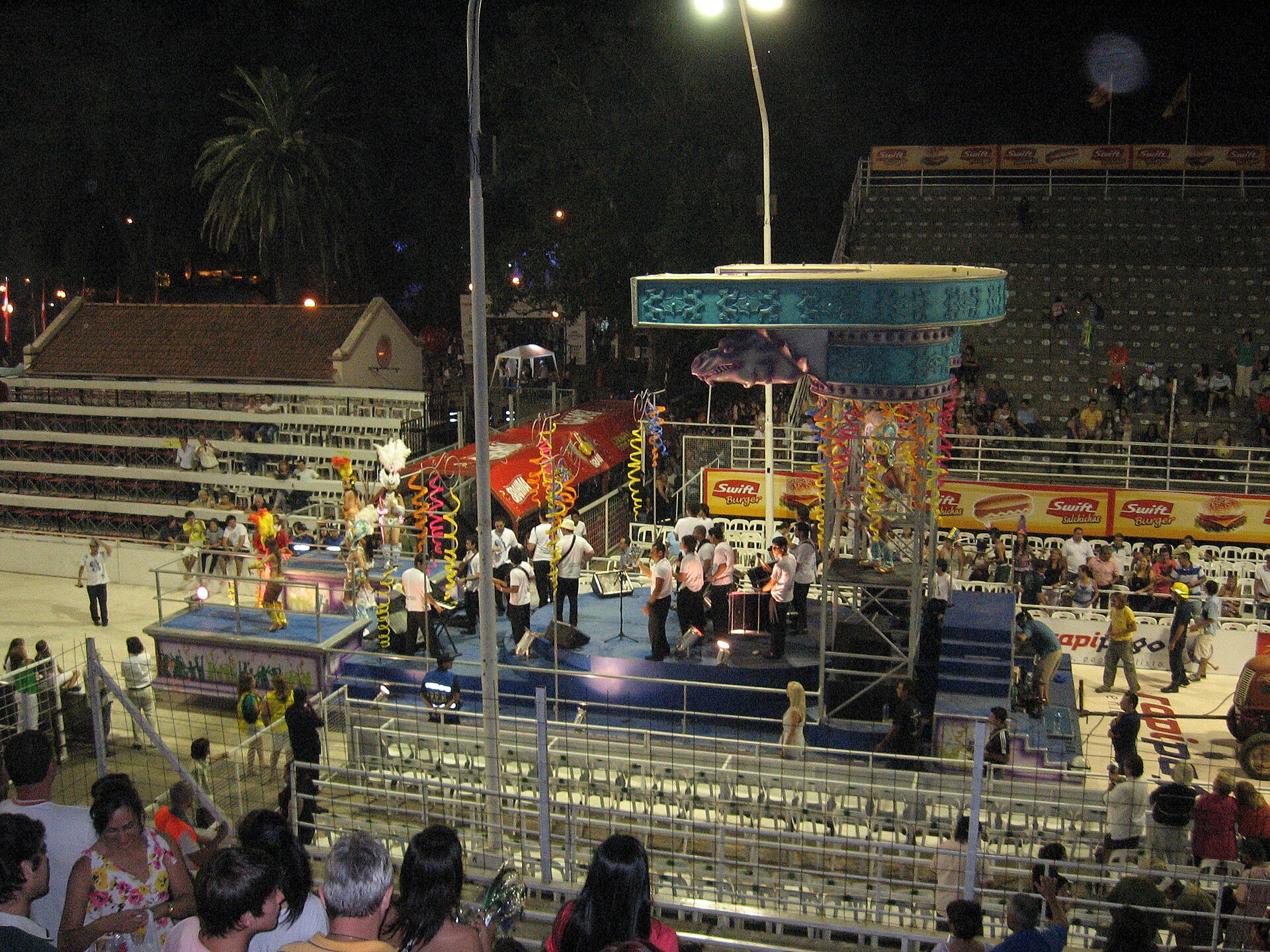 Carroza del Carnaval del País en Gualeguaychú, Entre Ríos