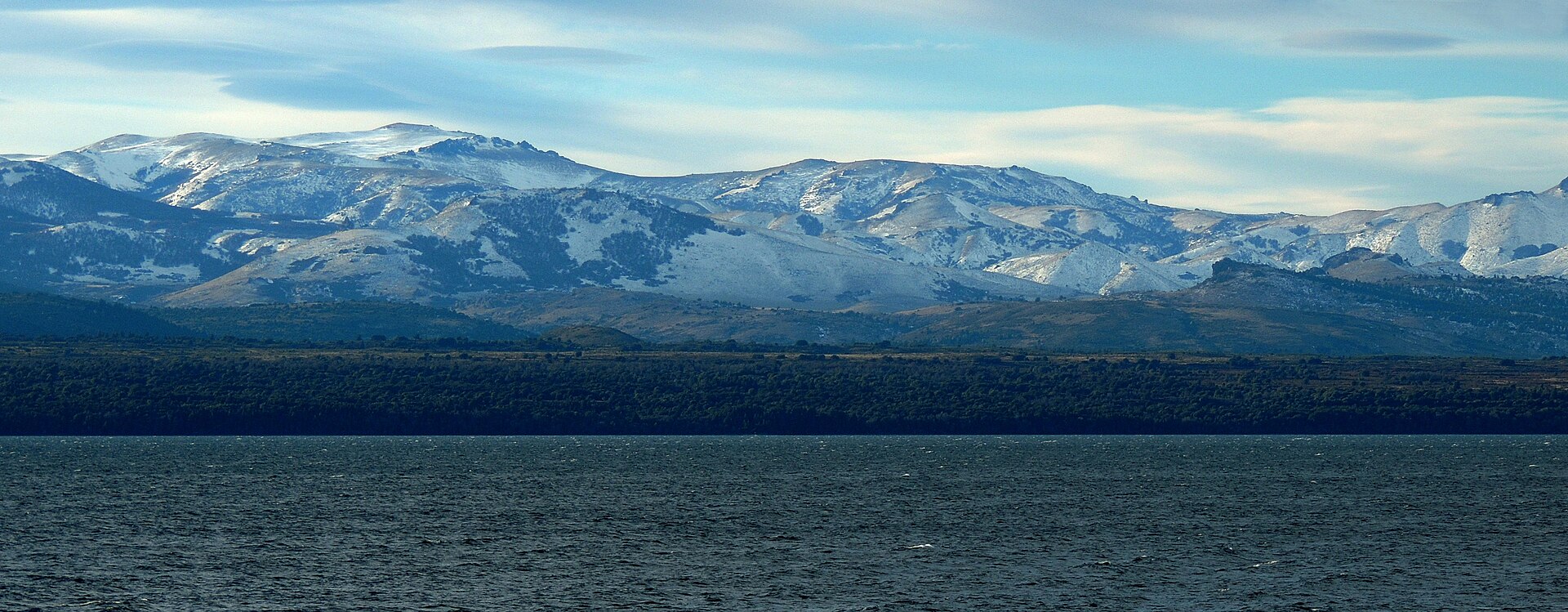 Lago Nahuel Huapi y los Andes desde Bariloche